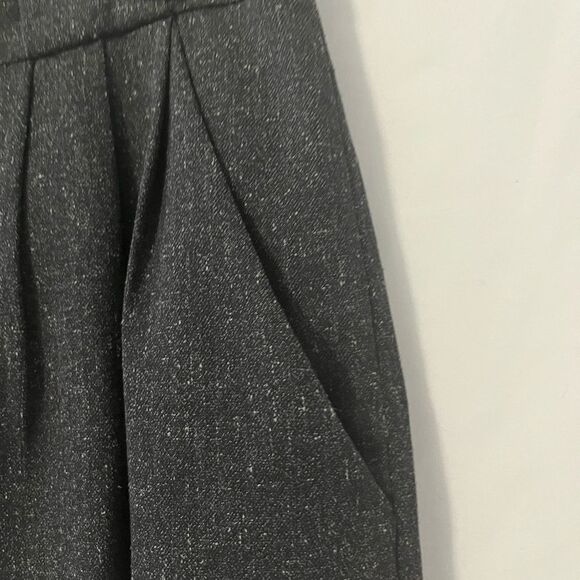 🟢Vince Camuto Charcoal Grey Tweet Pleated Shorts Size 6 - Picture 3 of 6